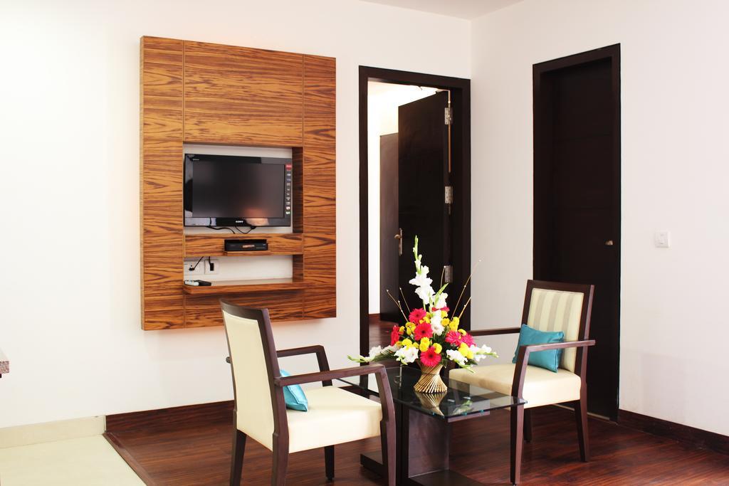 Stately Suites Mg Road Gurgaon Exterior photo