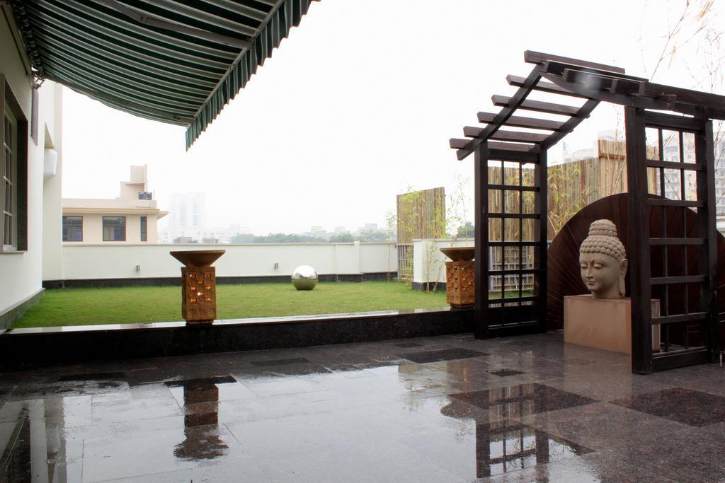Stately Suites Mg Road Gurgaon Exterior photo