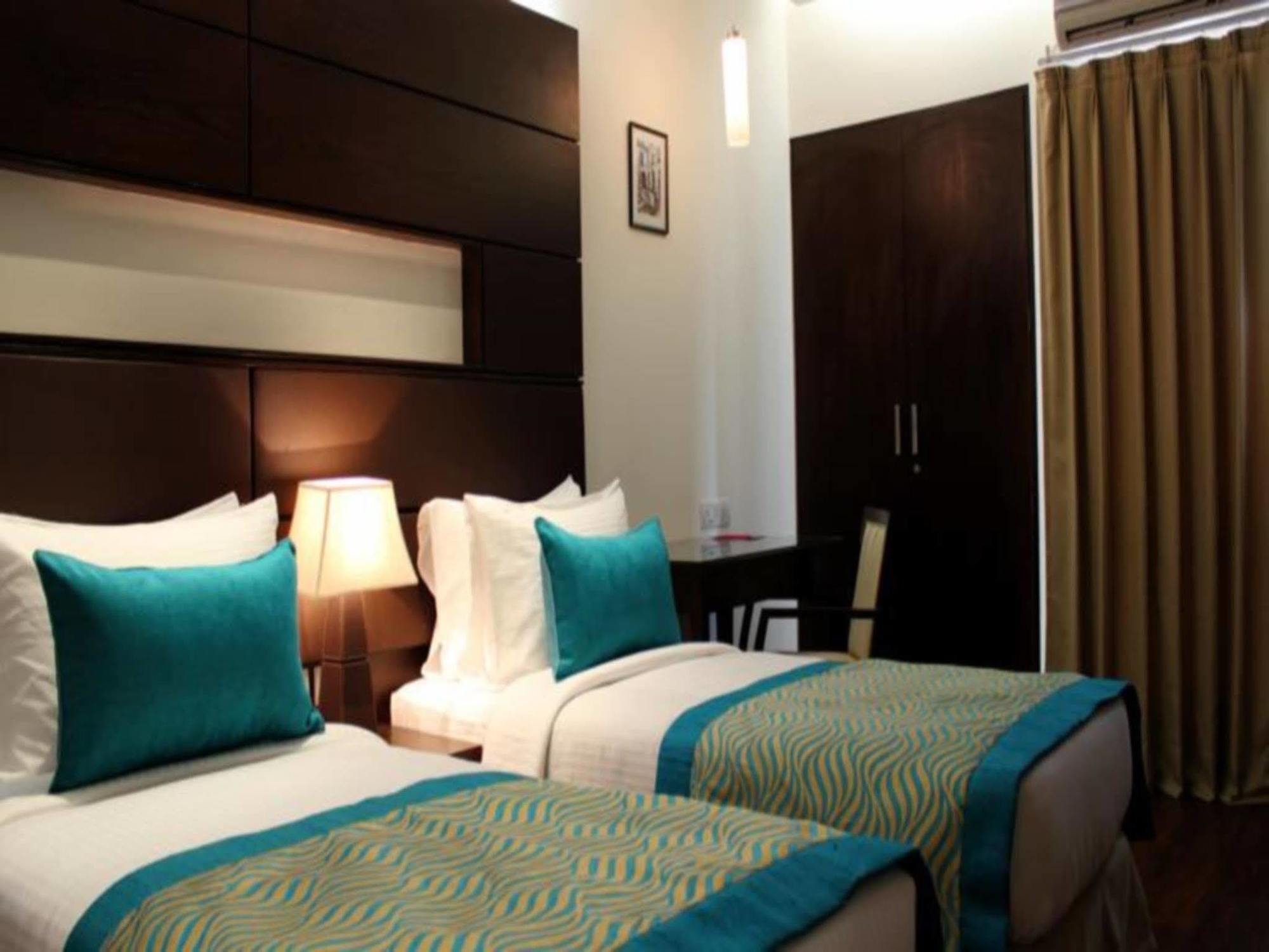 Stately Suites Mg Road Gurgaon Exterior photo