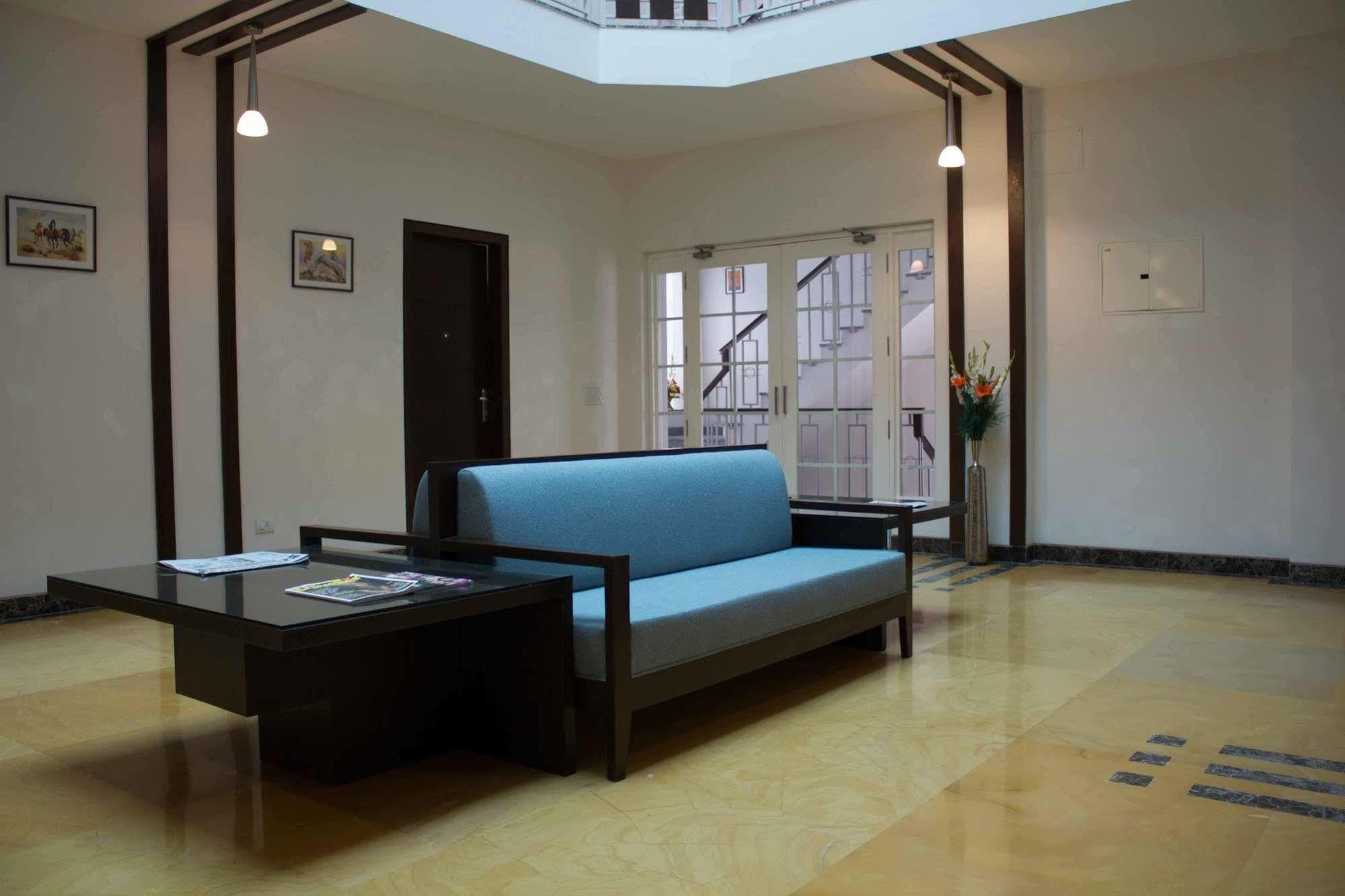 Stately Suites Mg Road Gurgaon Exterior photo